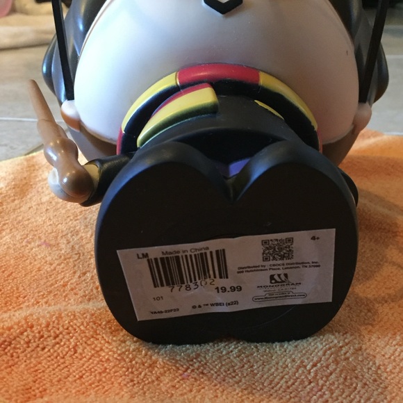 Monogram International 8” Harry Potter Vinyl Figure Bank - Picture 3 of 3